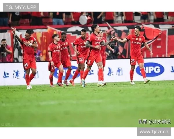 上海海港凭2分优势稳居中超榜首 争冠前景十分明朗
